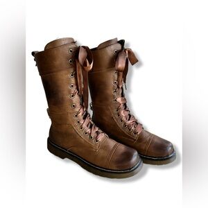 Women’s UNBRANDED Mid Calf Non Slip Floral Lined w/Ribbon Laces Boots Sz:43/10.5